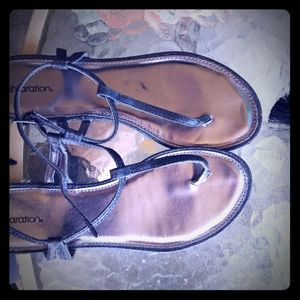 Xhilaration size 7 sandal